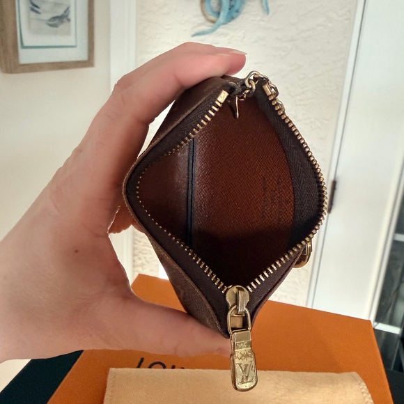 Louis Vuitton Monogram Canvas Key Holder Pouch Wallet - Picture 11 of 16
